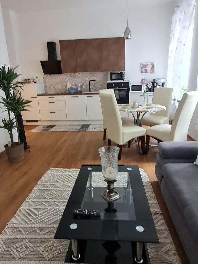 Apartmenthaus Gratzer กราซ ภายนอก รูปภาพ