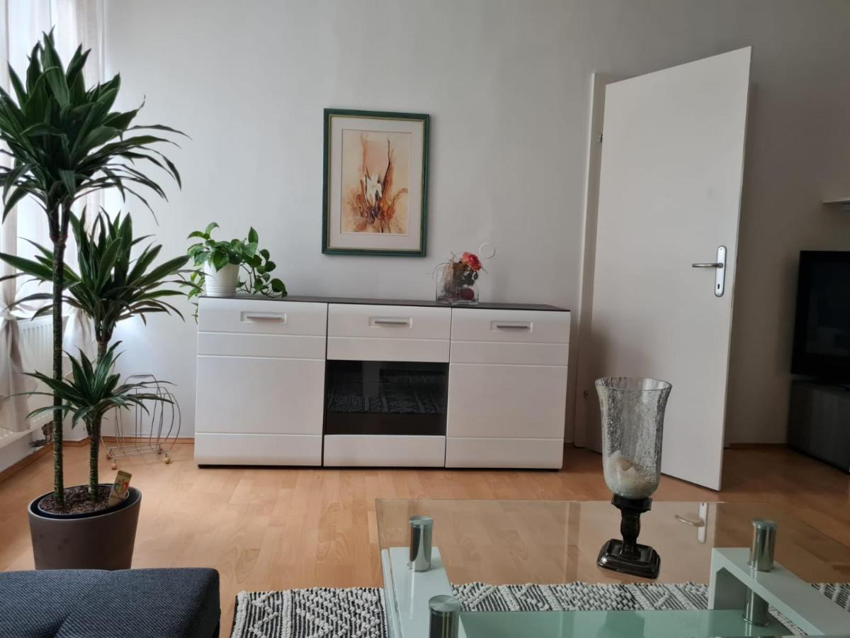 Apartmenthaus Gratzer กราซ ภายนอก รูปภาพ