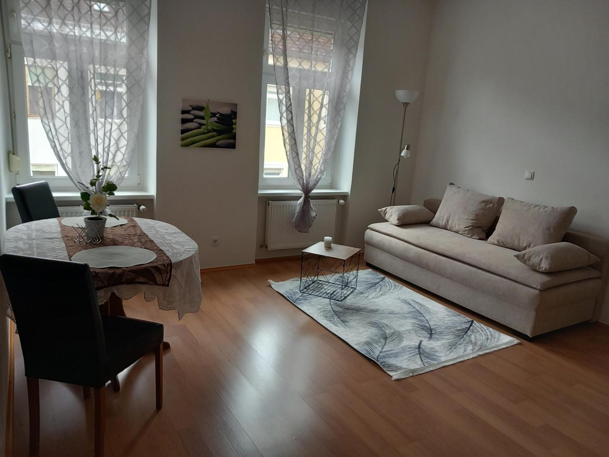 Apartmenthaus Gratzer กราซ ภายนอก รูปภาพ