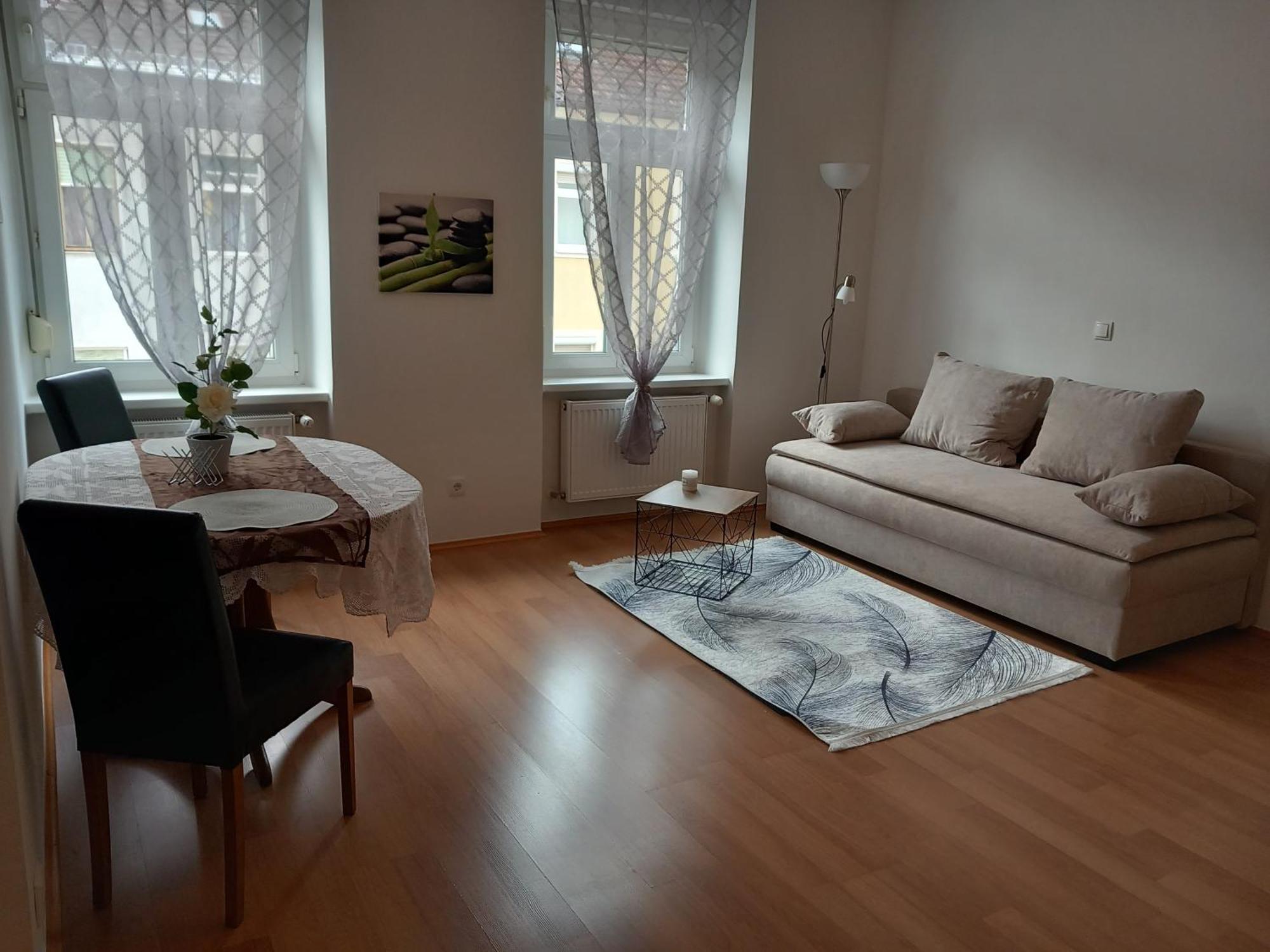 Apartmenthaus Gratzer กราซ ภายนอก รูปภาพ